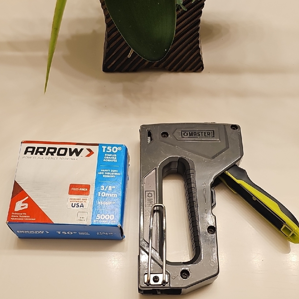 Master Gray and Yellow Staple Gun with Arrow Staples